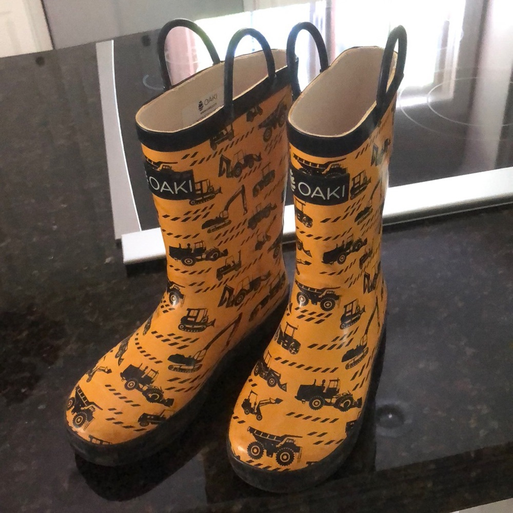 Kids Rain Boots, size 3